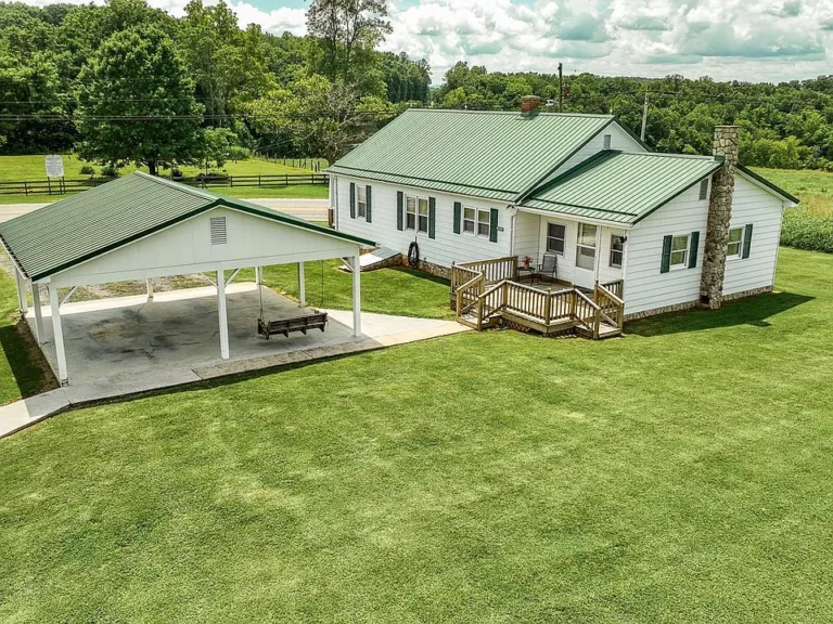Charming Mountain-View Bungalow | 2BR, 1296 Sq Ft of Comfort & Charm