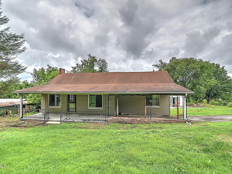 Two properties, one great opportunity! Here’s your chance to own not just a home, $189,900