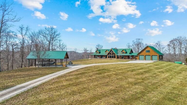 Beautiful 3-Bedroom, 2.5-Bath Home
