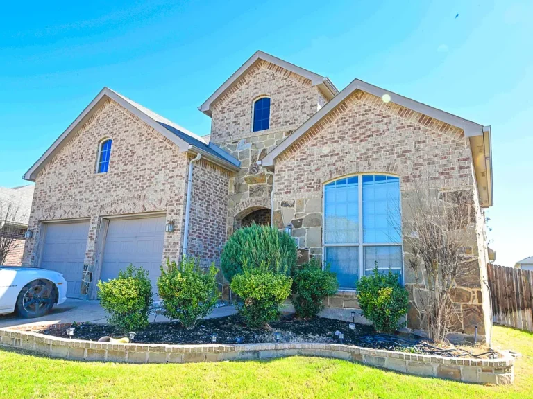 Live Onsite Real Estate Auction – Monday, September 1 at 11:00 AM $50,000