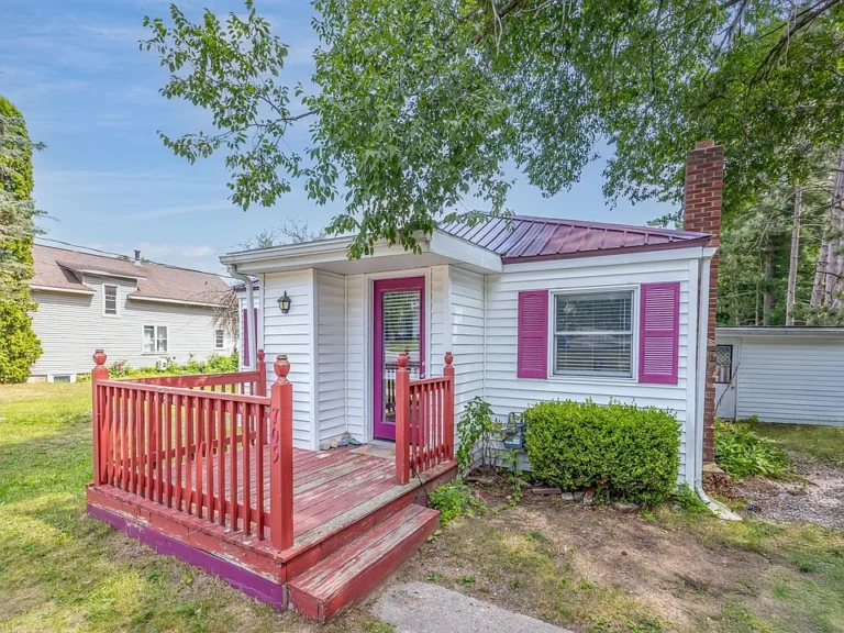 This charming 2-bedroom, 1-bath home in the heart of Cadillac combines comfort, convenience, and thoughtful updates. $159,900