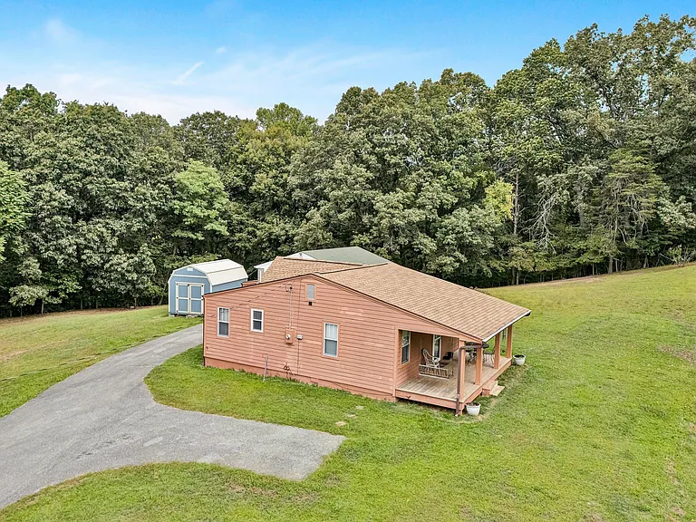 Cozy Country Retreat on Nearly 4 Acres- $189,777