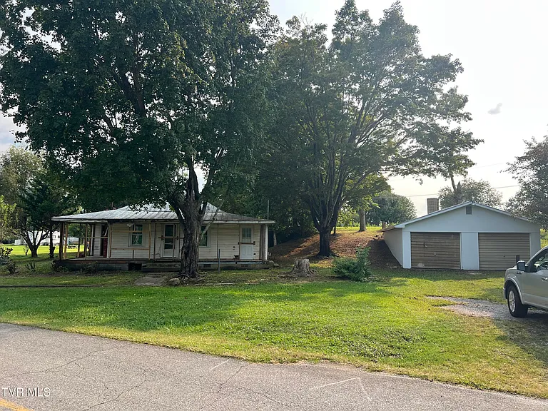 $79,000 Great piece of property with wonderful mountain views and nearly 400 feet of road frontage on a peaceful, low traffic country road!