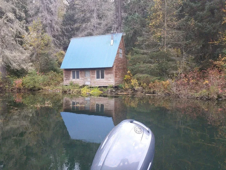 Remote Cedar Cabin on Chilkat Lake – A True Alaskan Wilderness Escape