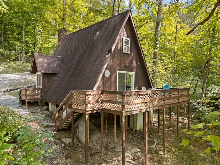 Ready to Move In! Charming A-Frame Cottage on Lake Cumberland