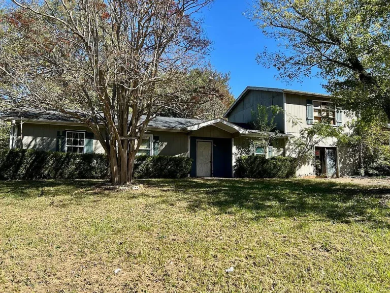 3BR/2BA Spartanburg Home with Bonus Room