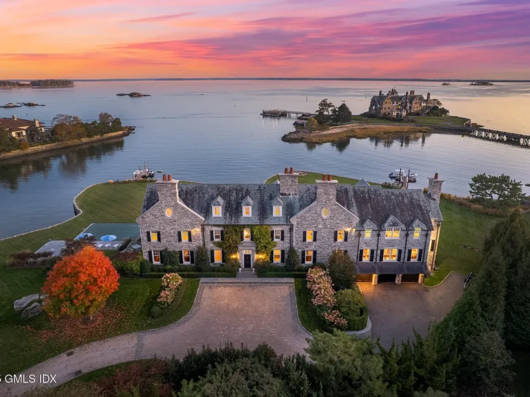 A 1.6-Acre Ultra-Luxury Waterfront Estate on the Long Island Sound