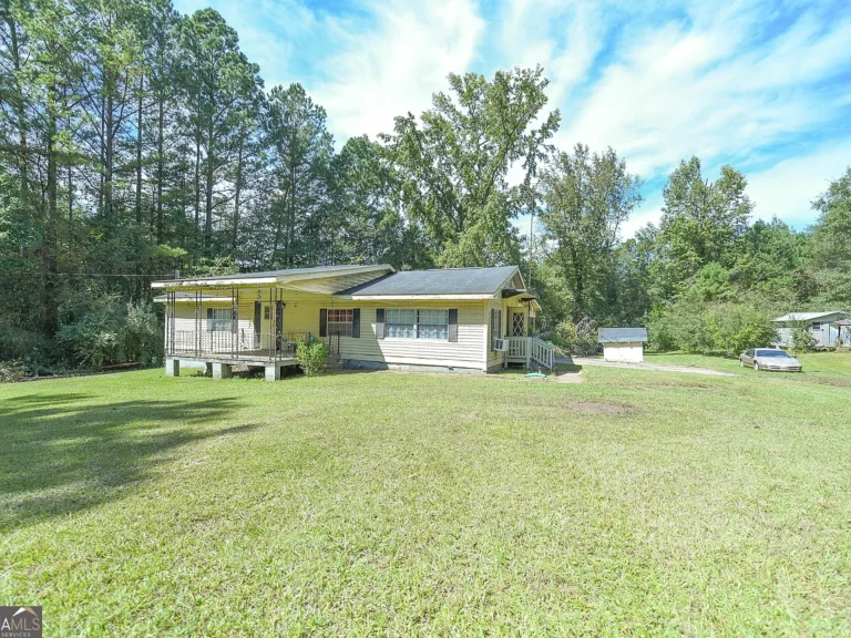 Over 1000-Word Property Description for 1219 Blue Creek Road