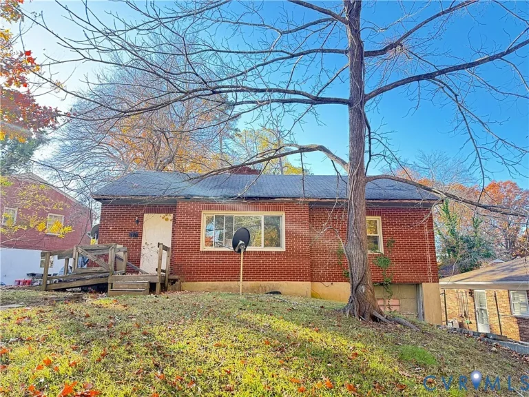 This is your chance to secure a large, 4-bedroom