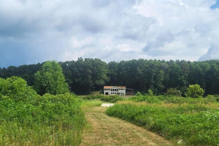 100-Acre Property with Home, Farmland, and Ponds in Knox, Indiana