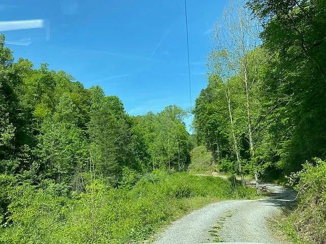 63.64 Acres of Hillside Opportunity in East Pt, Kentucky