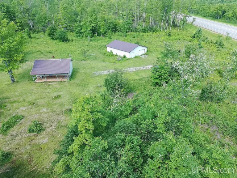Private 80-Acre Off-Grid Retreat with Cabin, Garage