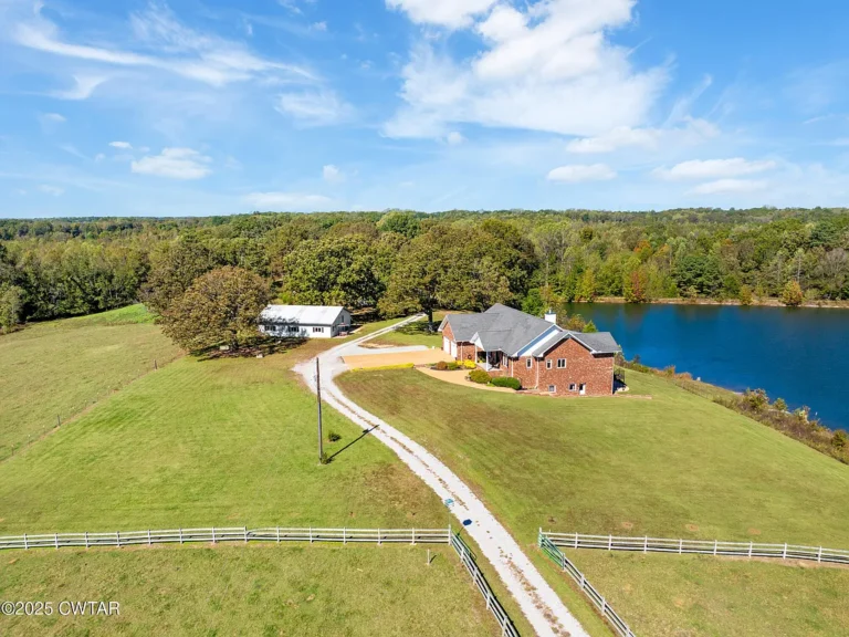 Exquisite Tennessee Country Estate on 70 Rolling Acres With Private 10-Acre Lake
