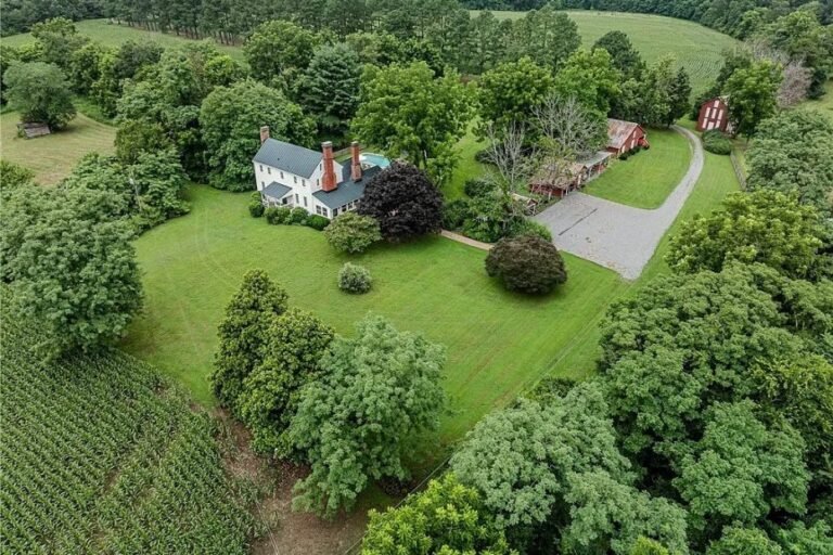 Historic Farm Estate in Bowling Green, Virginia