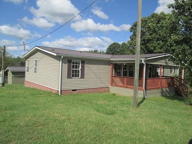Family Home with 25.62 Acres in South Boston, Virginia