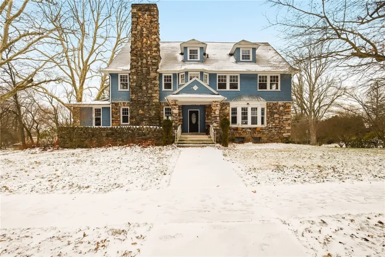 Spacious Westmont-Hilltop Estate with In-Law Apartment & Endless Potential