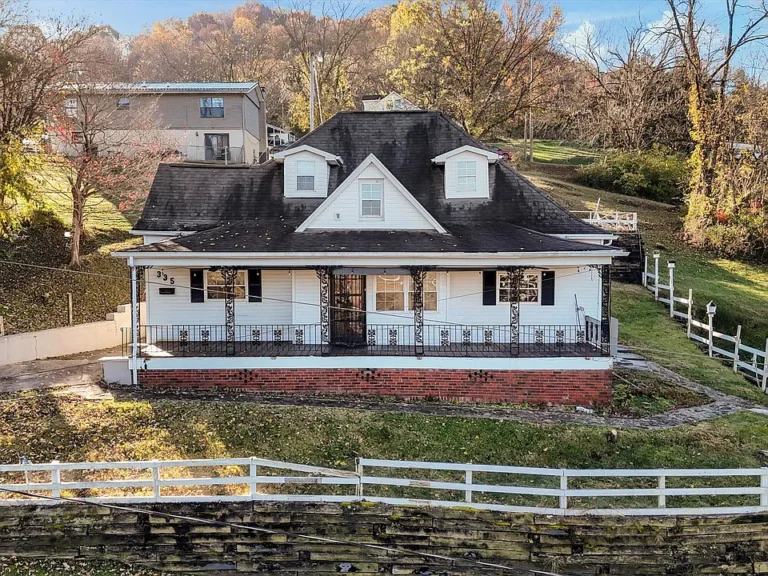 Welcome to 335 High Street