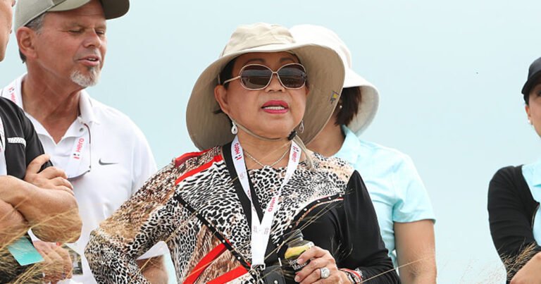 How Tiger Wood’s mother reacted after his sex scandal