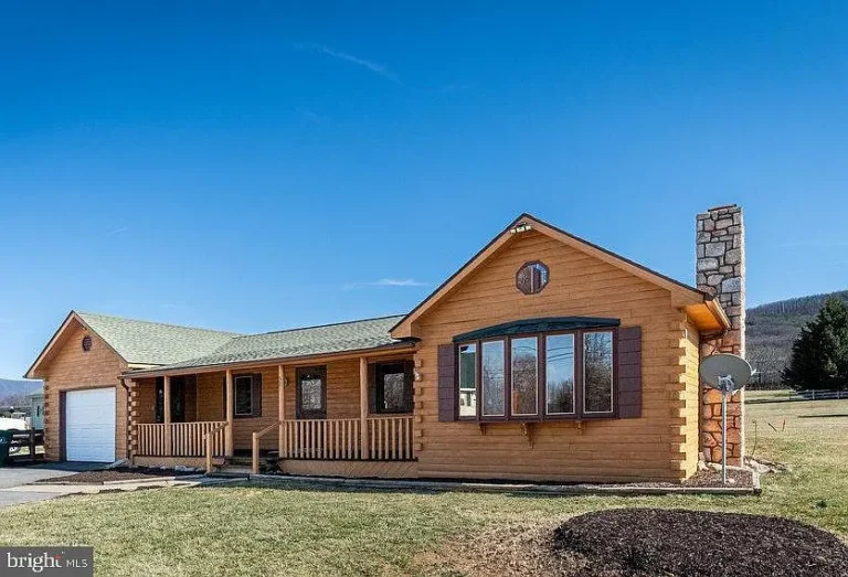 log-cabin feel you’ve been craving—without sacrificing the modern finishes today’s buyers expect.