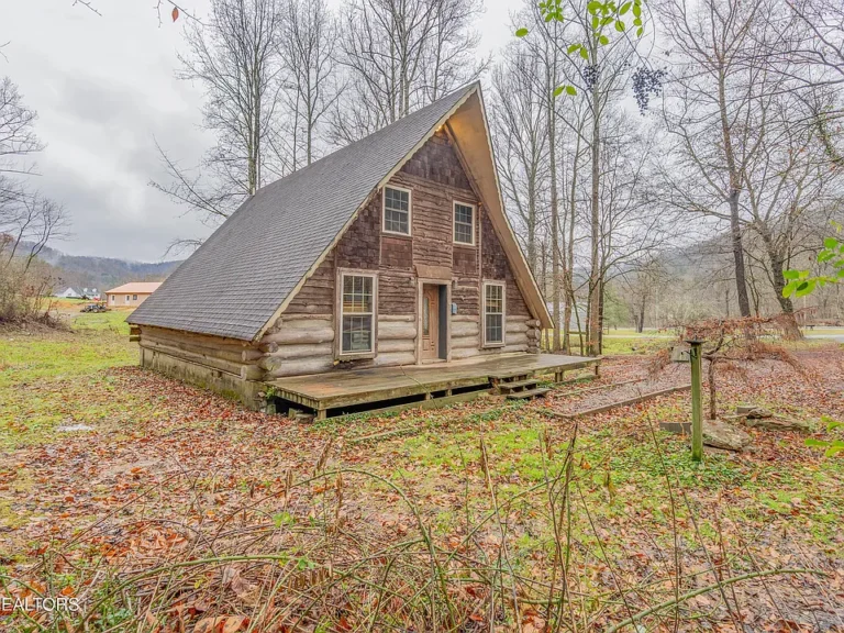 Escape to the mountains and discover a rare opportunity