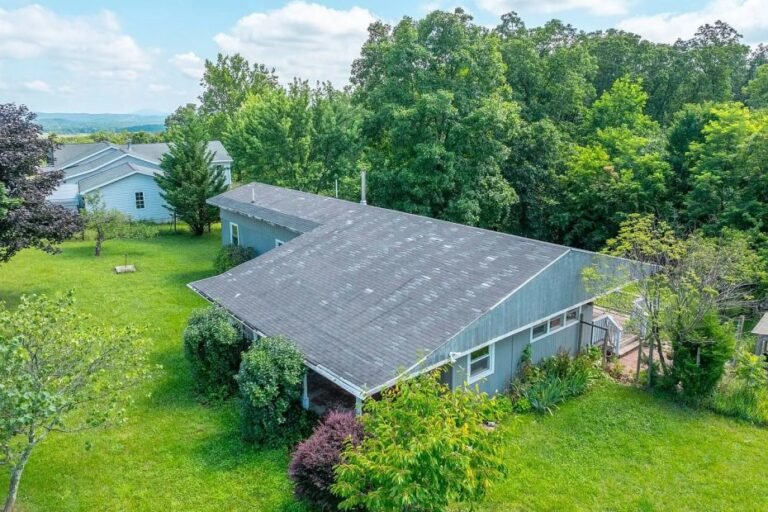 Home with 12.29 Acres in Augusta, West Virginia