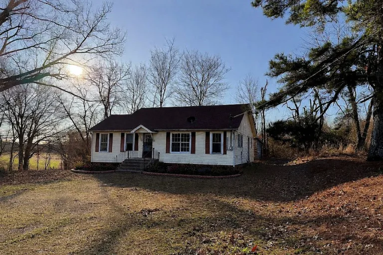 Timeless Country Retreat on 9.1 Acres