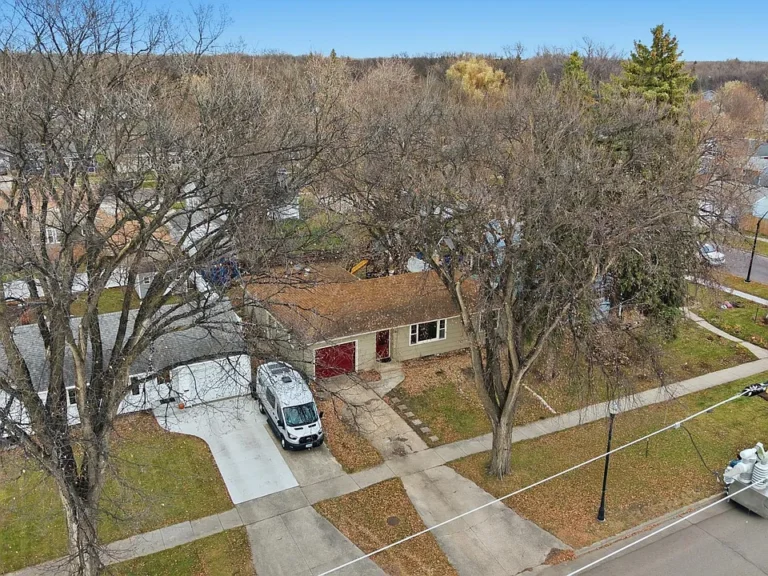 Spacious North Fargo Rambler with Finished Basement & Fenced Yard