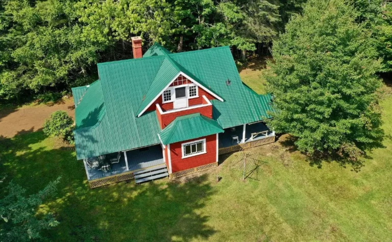 Private beach! The Eaton Cottage! Five acres in Maine. $459,000