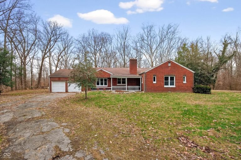 Brick Home with 40.52 Acres in Crothersville, Indiana