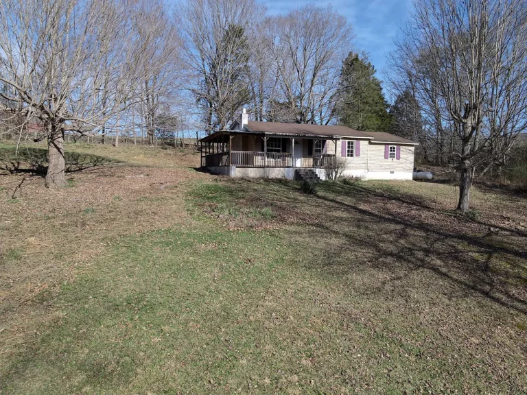 3-Bedroom Ranch Home on 1.70 Acres Near Lake Cumberland